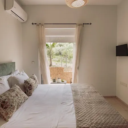 Summer Blue Chania * La Canea