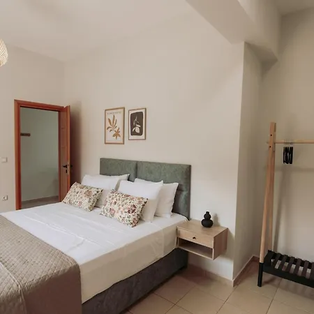 Summer Blue Chania * Hriszí Aktí Haniá